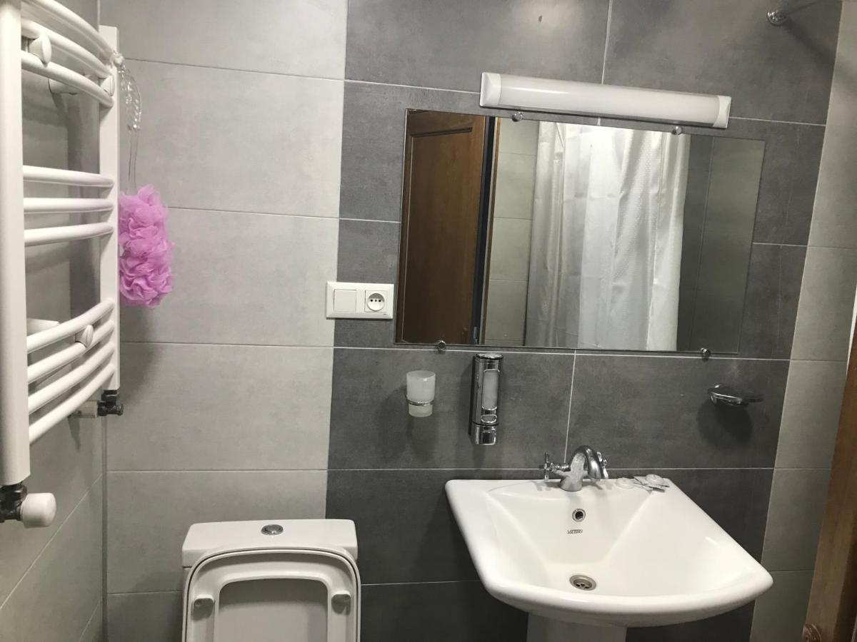 Barsa Apartman Zestafoni Kültér fotó